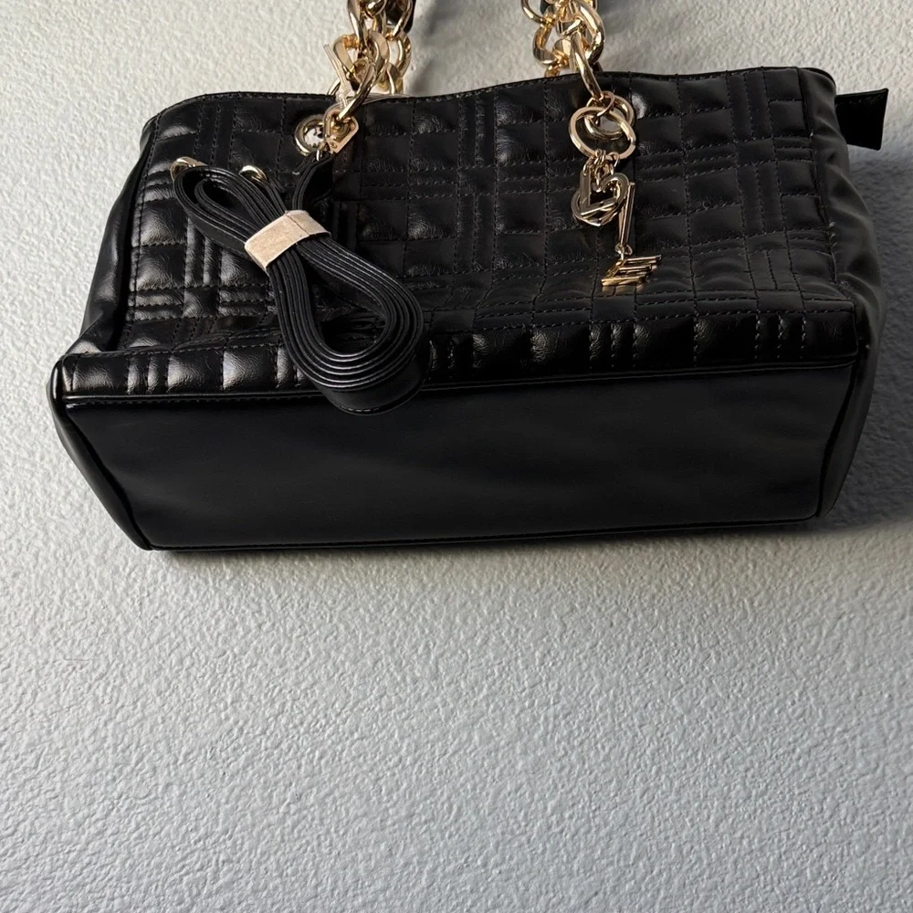 Like Dreams Elegant Black Quilted Handbag with Gold Chain and Cross Body NWT - Picture 5 of 8